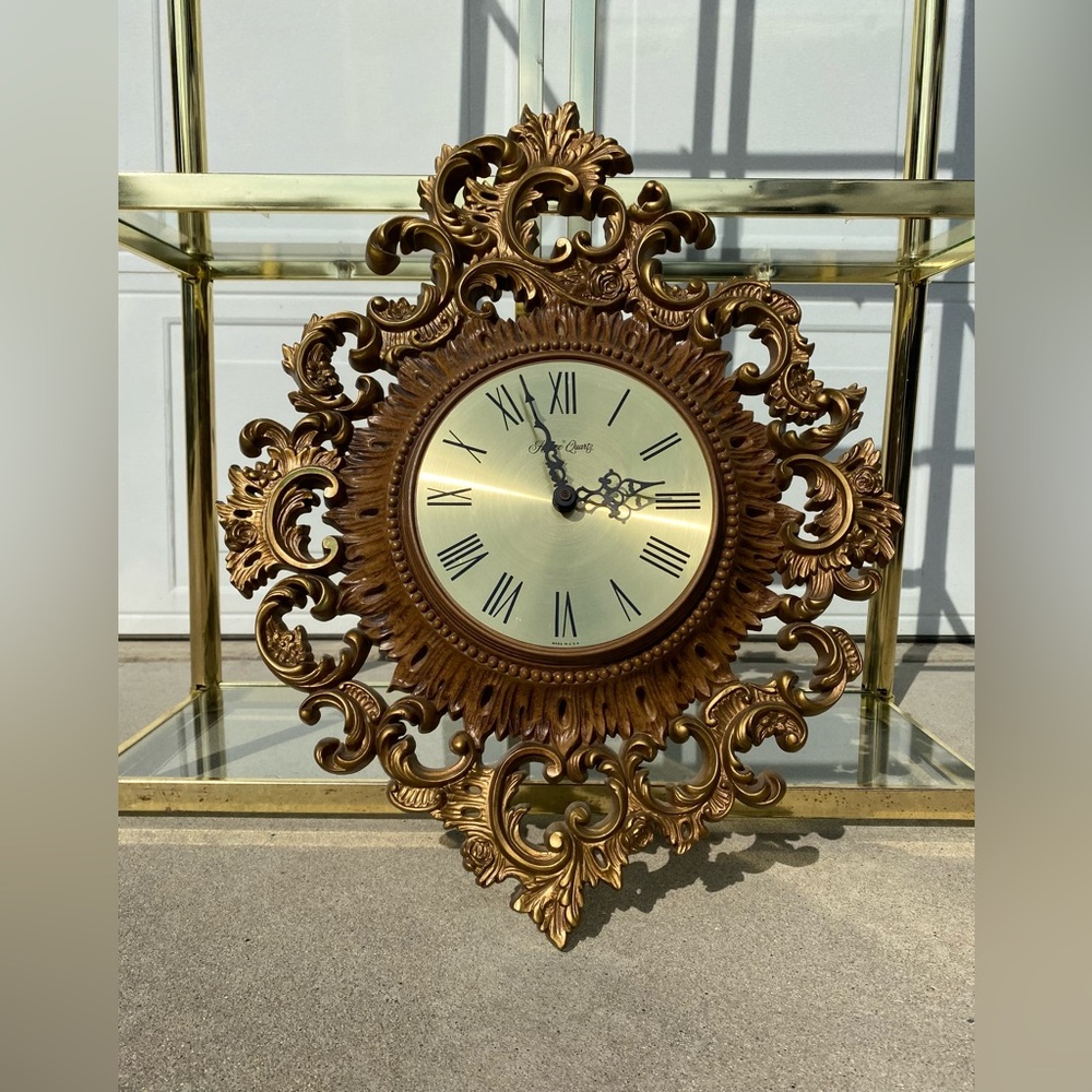 Vintage homco clock